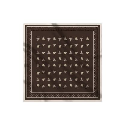 Carré de soie - Le Jardin d'Edel marron